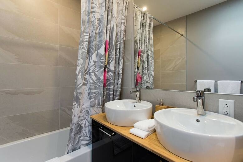 Apartamento Brand New 3 Bedroom With Rooftop Patio