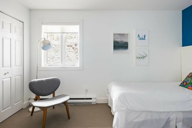 Apartamento Commodious Condominium In Tranquil Lakeside Setting