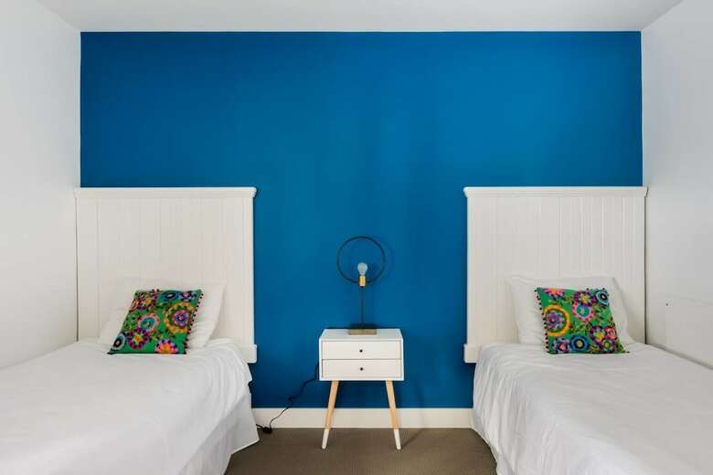 Apartamento Commodious Condominium In Tranquil Lakeside Setting