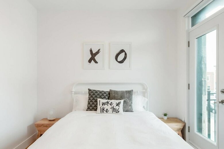 Hip, Stylish Apartment In Little Italy