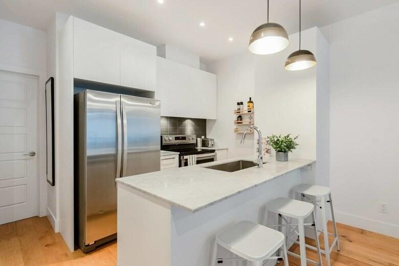 Hip, Stylish Apartment In Little Italy
