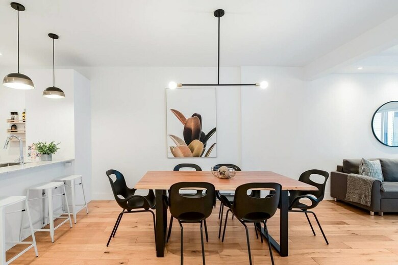 Hip, Stylish Apartment In Little Italy