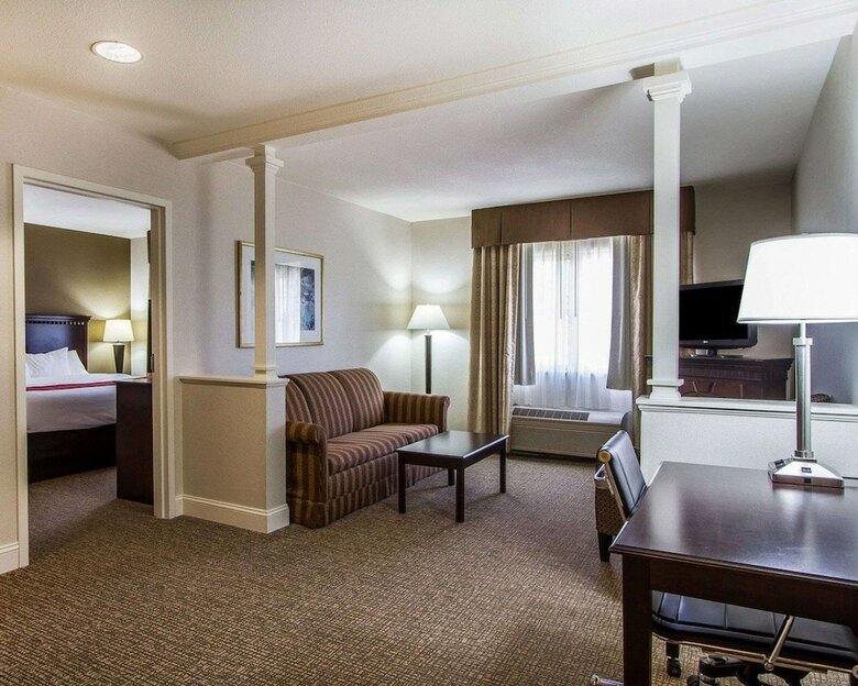 Hotel Quality Suites