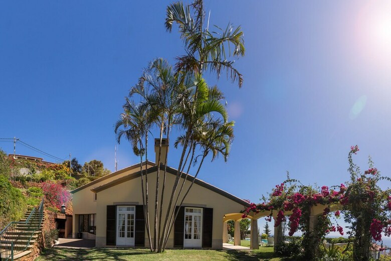 Villa Vila Eucalipto By An Island Apart