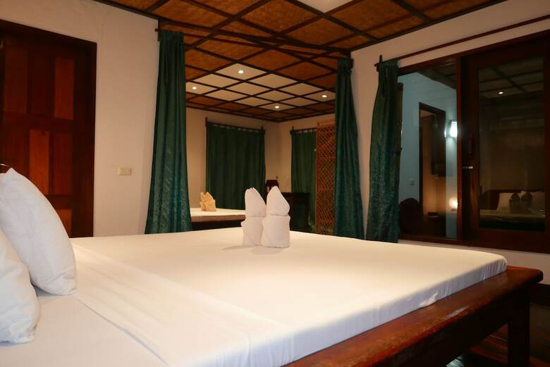 Hotel Dolarog Beach Resort