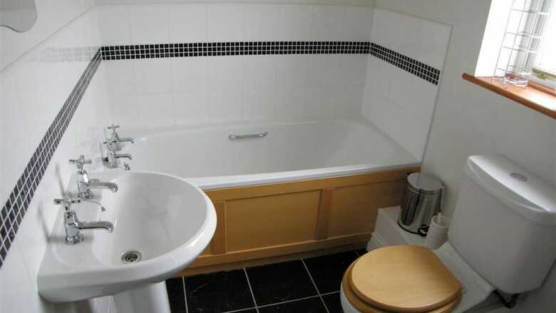 Freshwater Bay Hol Vge 14