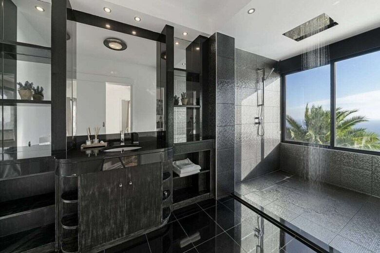 Sky Villa By An Island Apart