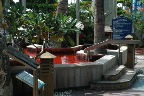 Hotel Swan Lake Villa Resort