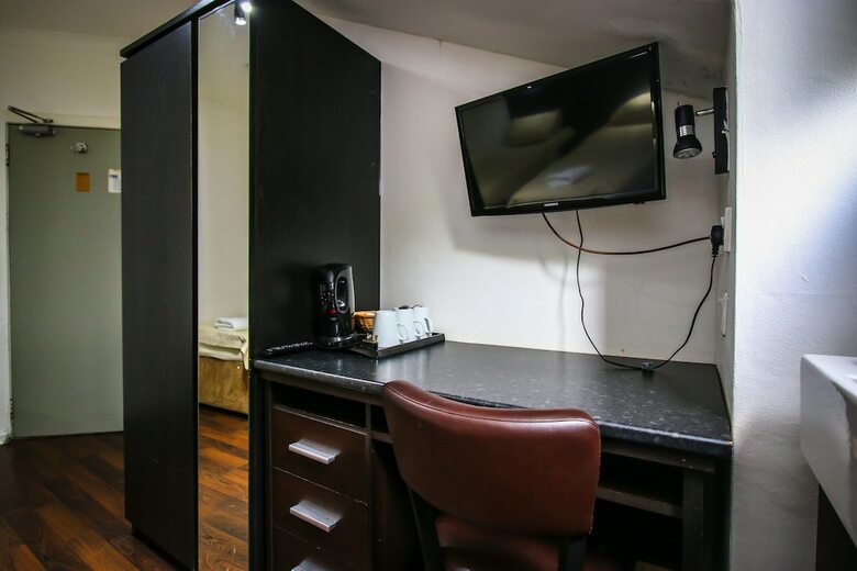Charing Cross Hotel