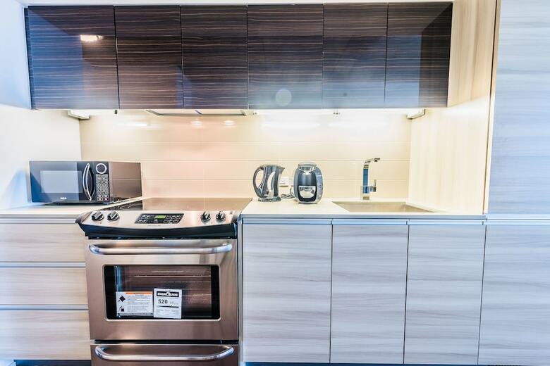 Gladstone Suites - Toronto Central