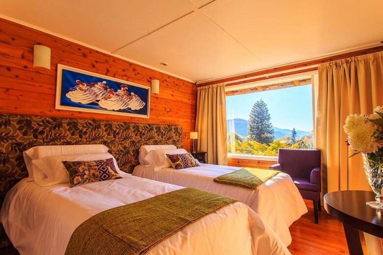 Hotel Faraway