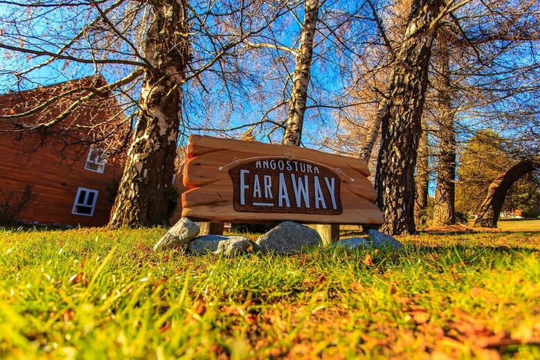 Hotel Faraway