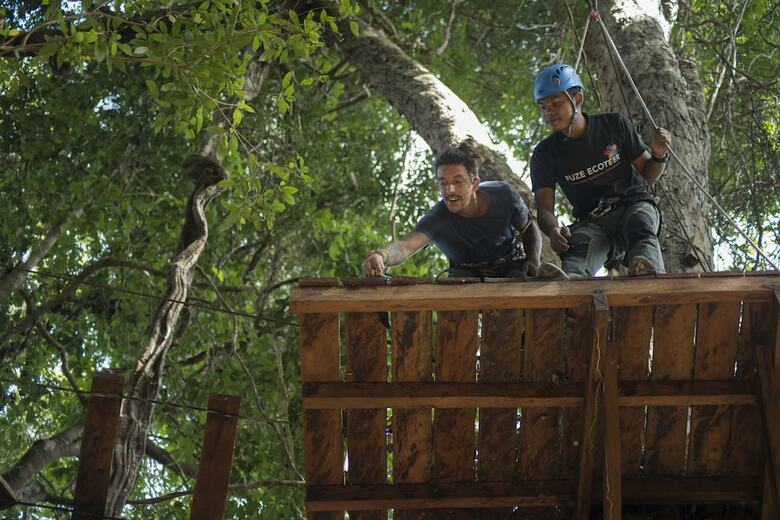 Hostal Belum Adventure Camp
