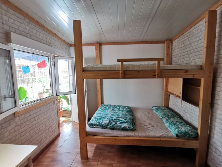 Hostal La Ventana Azul Hostel