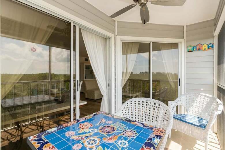 Cove At Sandy Pointe Unit 210