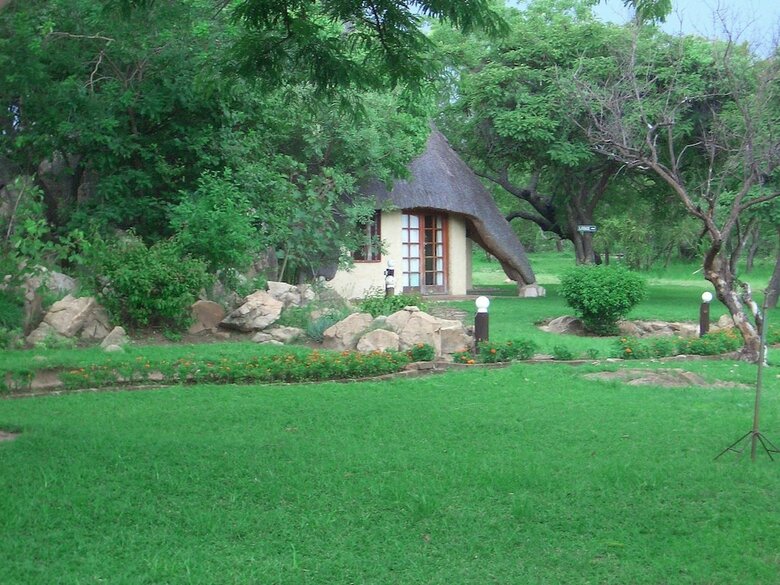 Posada Nyangombe Safari Lodge