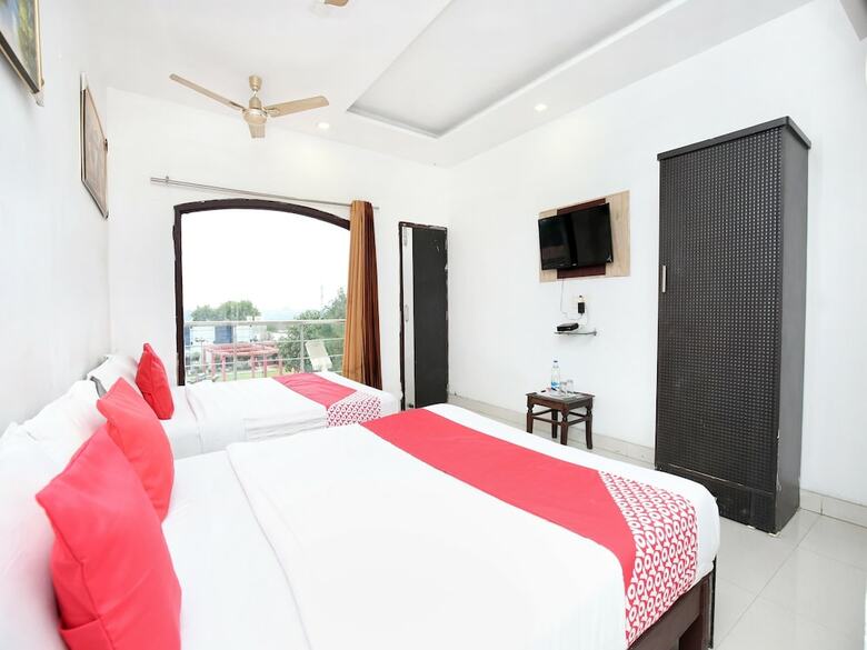 Hotel Oyo 15996 Ma Resort