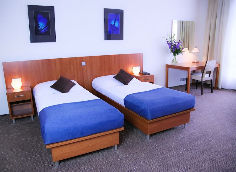 Academic Hotel & Congress Centre