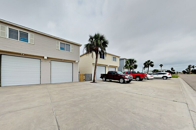221b Las Palmas - Two Bedroom Condo