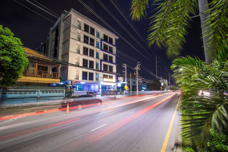 Baan Paknam Hotel