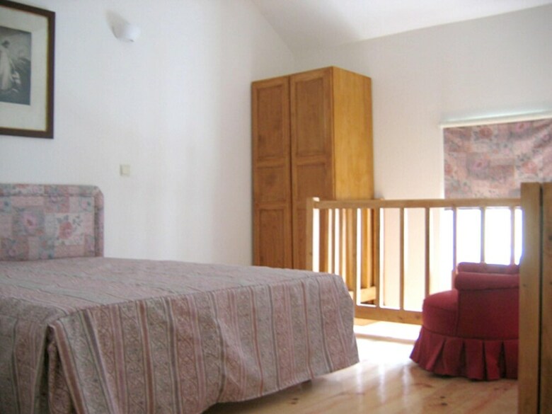 Apartment With One Bedroom In Valpedre, With Shared Pool And Balcony