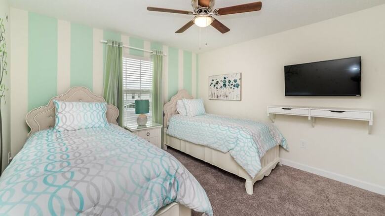Grhdog9029 - Champions Gate Resort - 4 Bed 3 Baths Townhouse