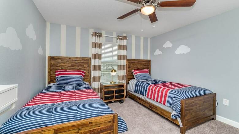 Grhdog9029 - Champions Gate Resort - 4 Bed 3 Baths Townhouse