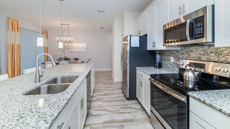 Grhdog9029 - Champions Gate Resort - 4 Bed 3 Baths Townhouse