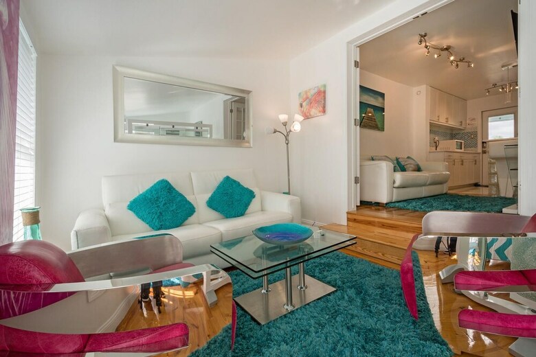 Oceanic Estate #4 - Two Bedroom Apartment