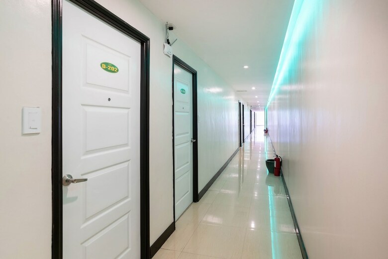 Oyo 195 Ranchotel - Binan