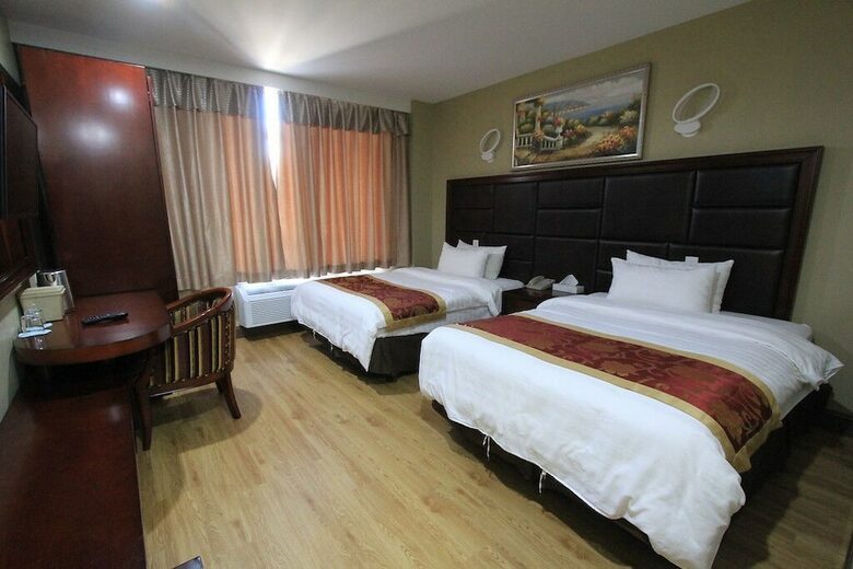 Queens Hotel