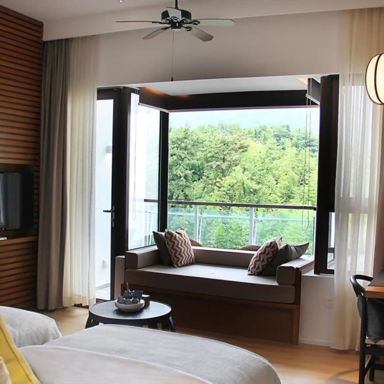Jiuhua Mountain Demaotang Hotel