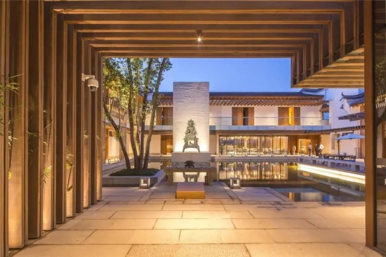Jiuhua Mountain Demaotang Hotel