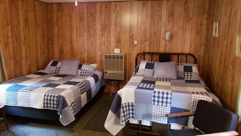 Hotel Miners Bay Lodge