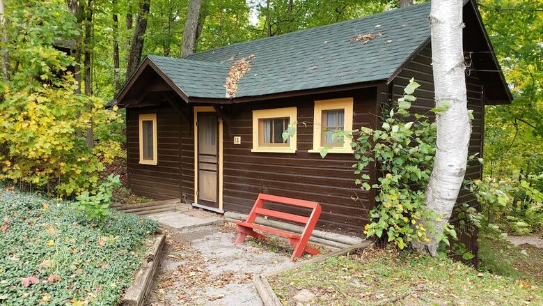 Hotel Miners Bay Lodge