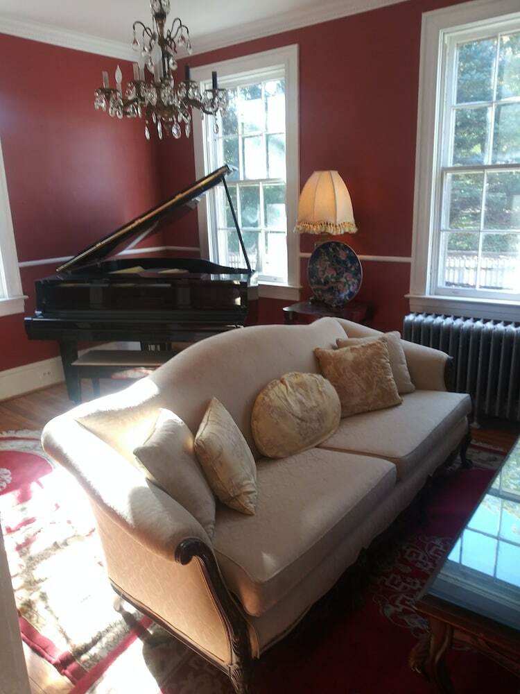 Bed & Breakfast The Sharon Elaine
