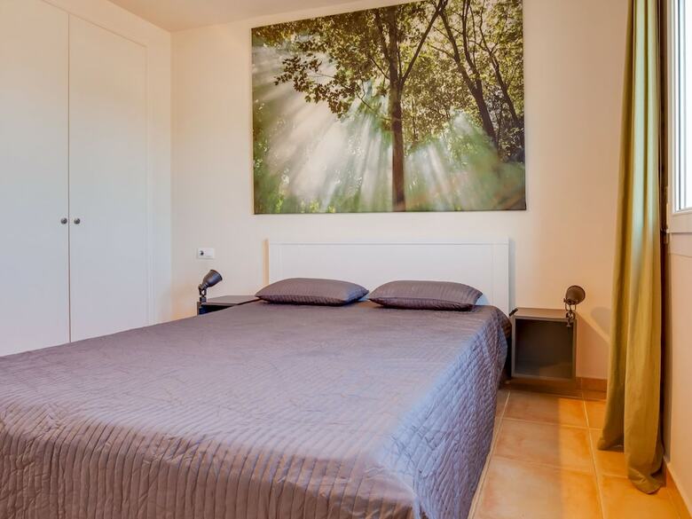 Quaint Holiday Home In Vilacolum With Swimming Pool