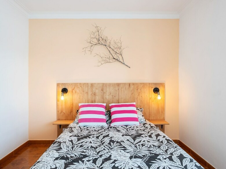 Spacious Holiday Home In Carvalheira Grande With Pool