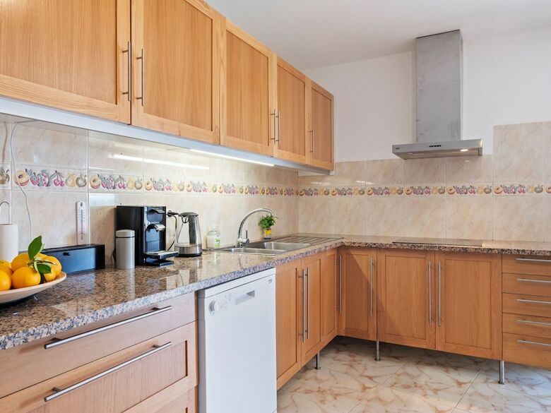 Spacious Holiday Home In Carvalheira Grande With Pool