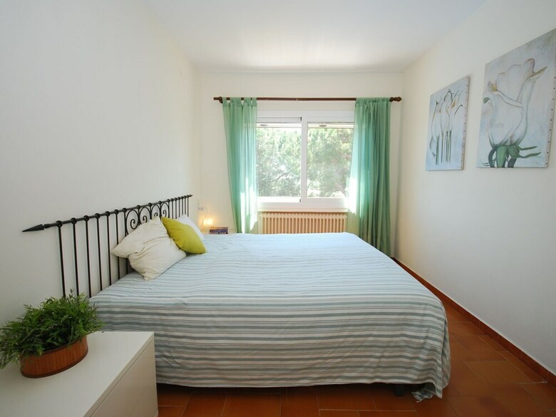 Magnificent Villa In Calonge With Terrace