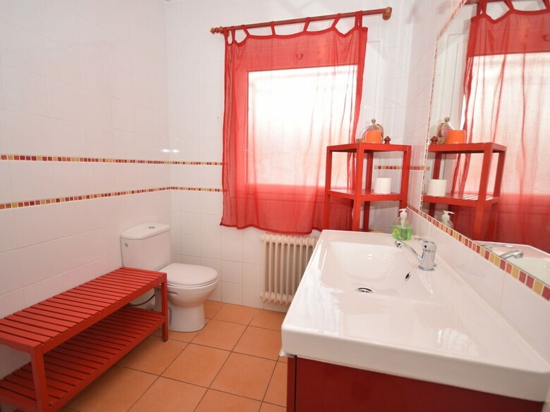 Magnificent Villa In Calonge With Terrace