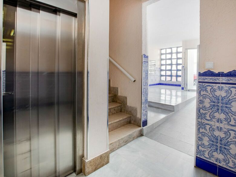Pleasant Apartment In Torremolinos With Swimming Pool