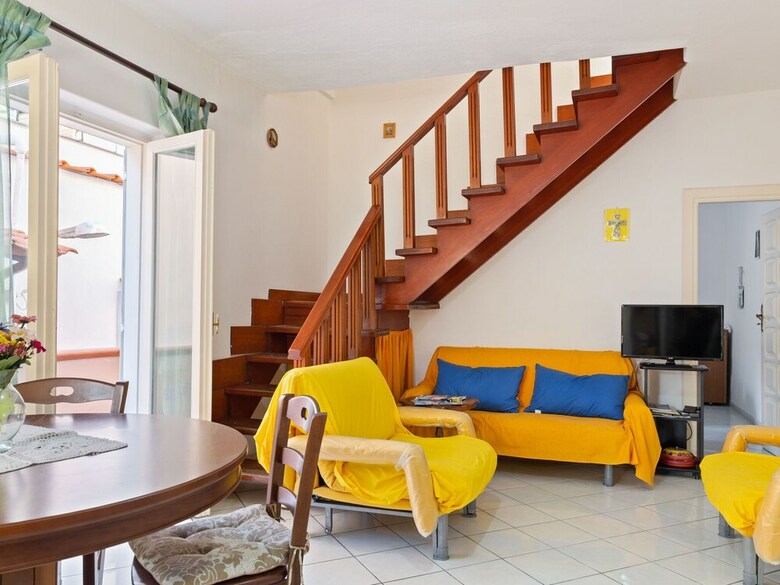 Beautiful Holiday Home In Forio With Roofed Terrace