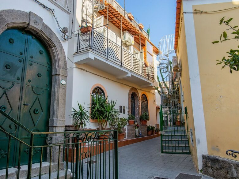 Beautiful Holiday Home In Forio With Roofed Terrace