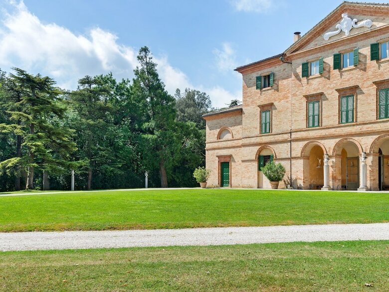 Villa Premium Apartment In Filottrano With Swimming Pool