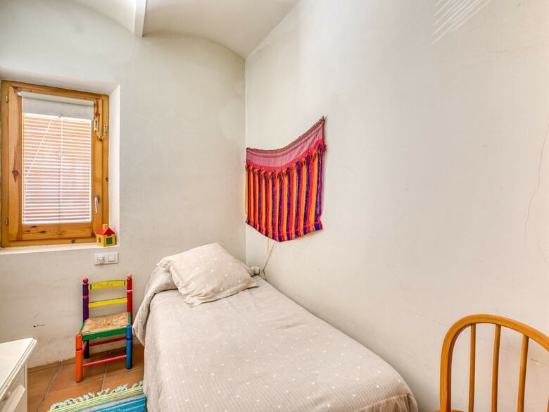 Traditional Holiday Home In Ventall� With Garden