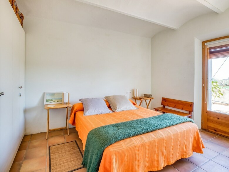 Traditional Holiday Home In Ventall� With Garden