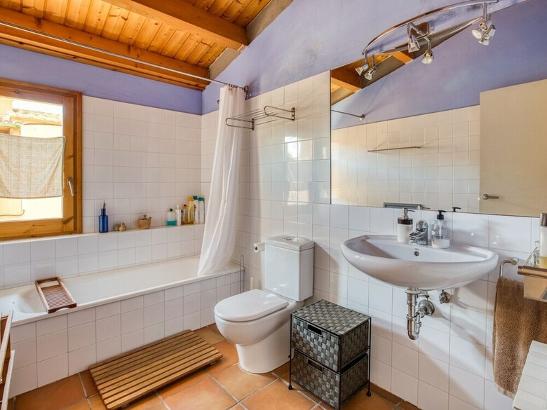 Traditional Holiday Home In Ventall� With Garden