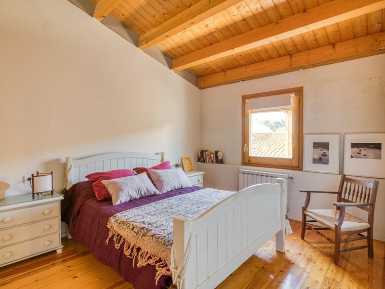 Traditional Holiday Home In Ventall� With Garden