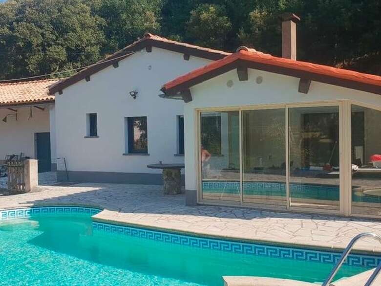 Quiet Holiday Home In Boisset With Swimming Pool